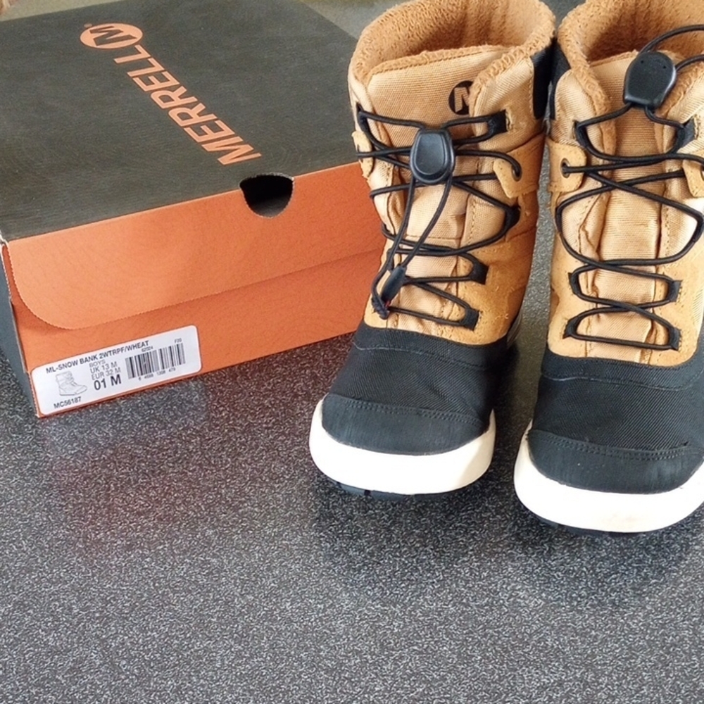 Merrell Kids' Black and Tan Winter Boots